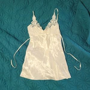 Vintage Jonquil By Diane Samandi Chemise